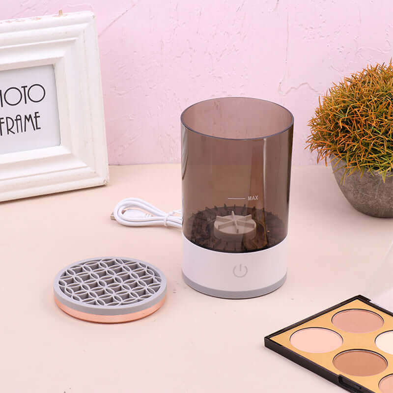 Nettoyeur automatique de pinceaux de maquillage Loopily™